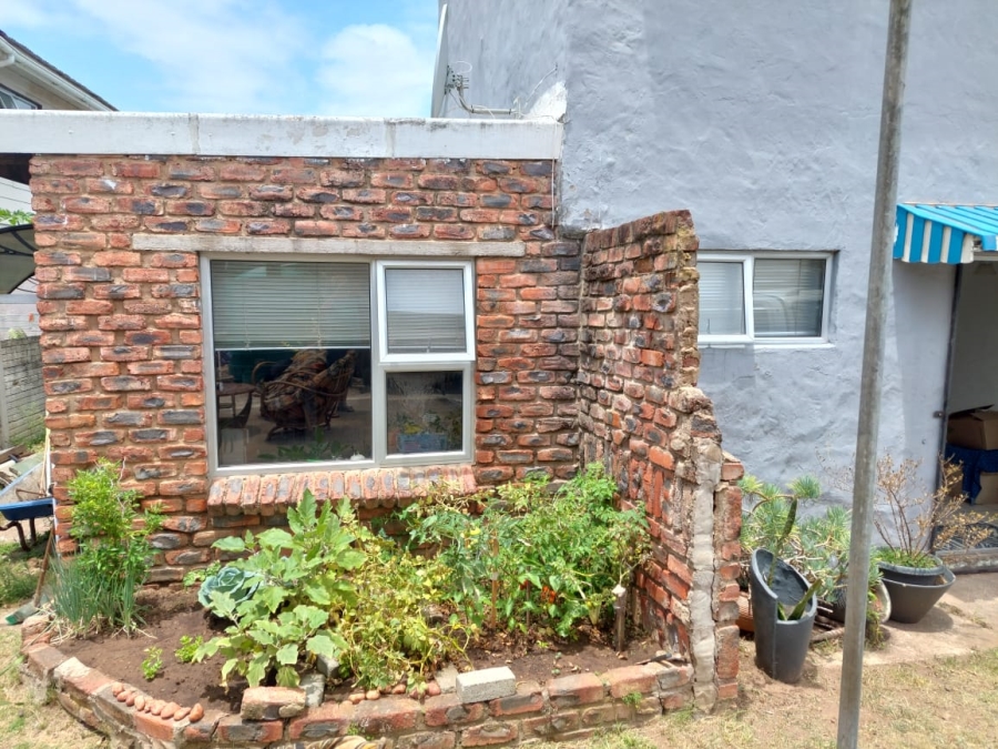 4 Bedroom Property for Sale in Christmas Rock Eastern Cape